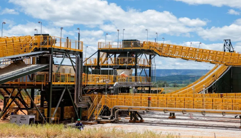 Com investimento de mineradora australiana, Brasil se consolida no setor de minerais críticos